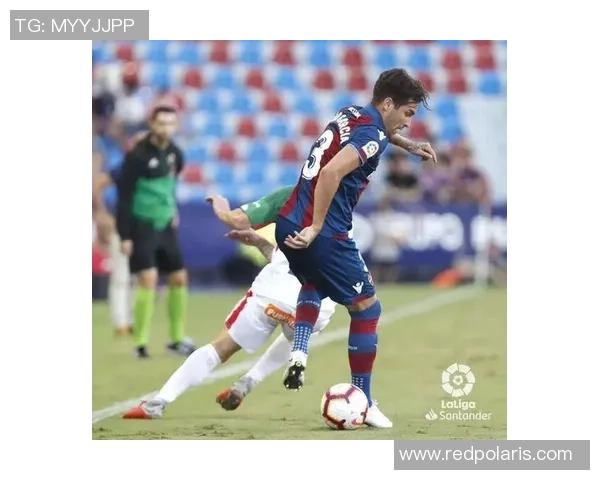 深圳足球队以66分领跑冠军赛积分榜展现强劲实力 深圳足球队以66分领跑冠军赛积分榜展现强劲实力